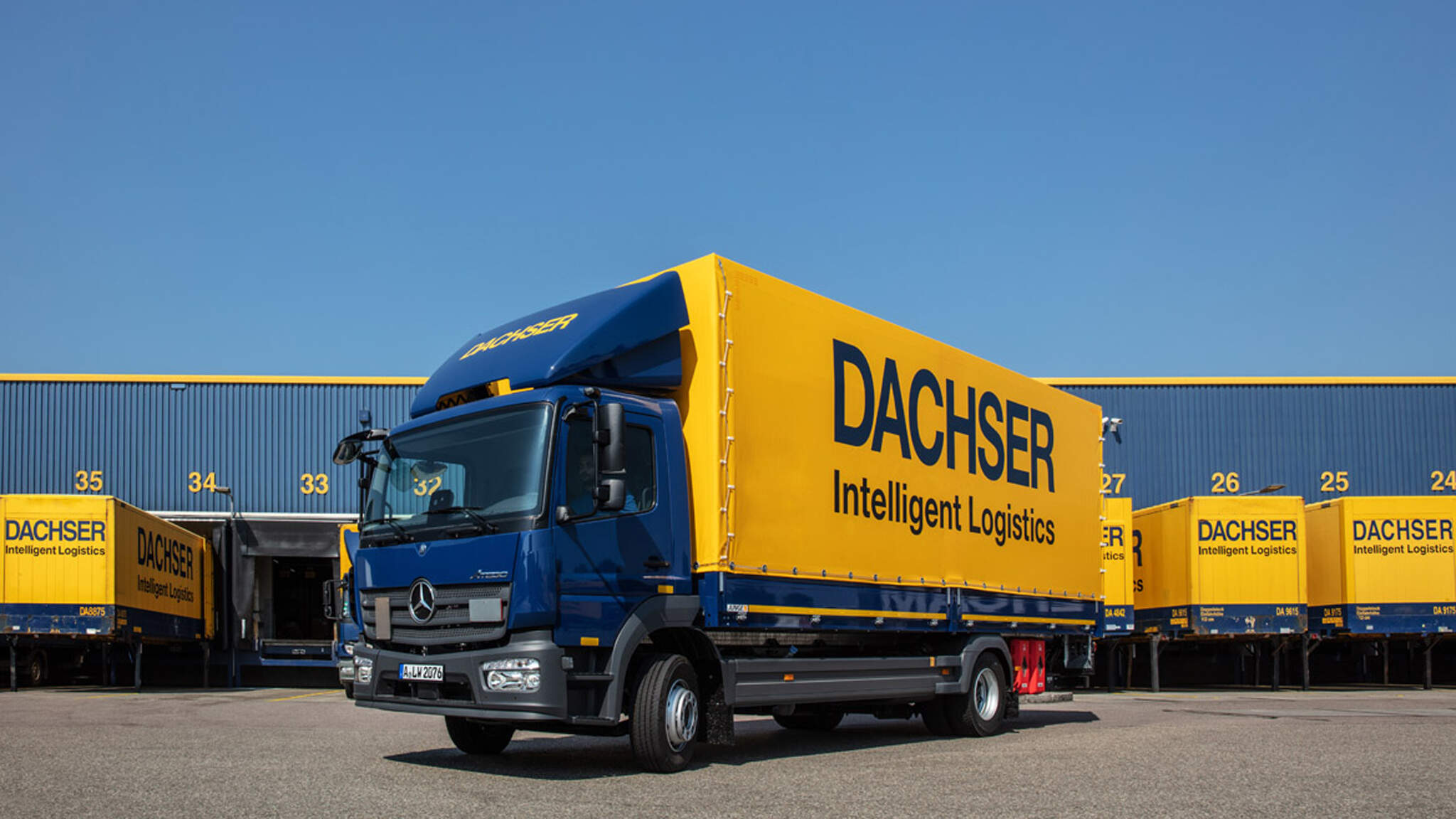 Usługi logistyczne DACHSER są skierowane do klientów korporacyjnych, którzy oprócz usług B2B oferują również usługi B2C.