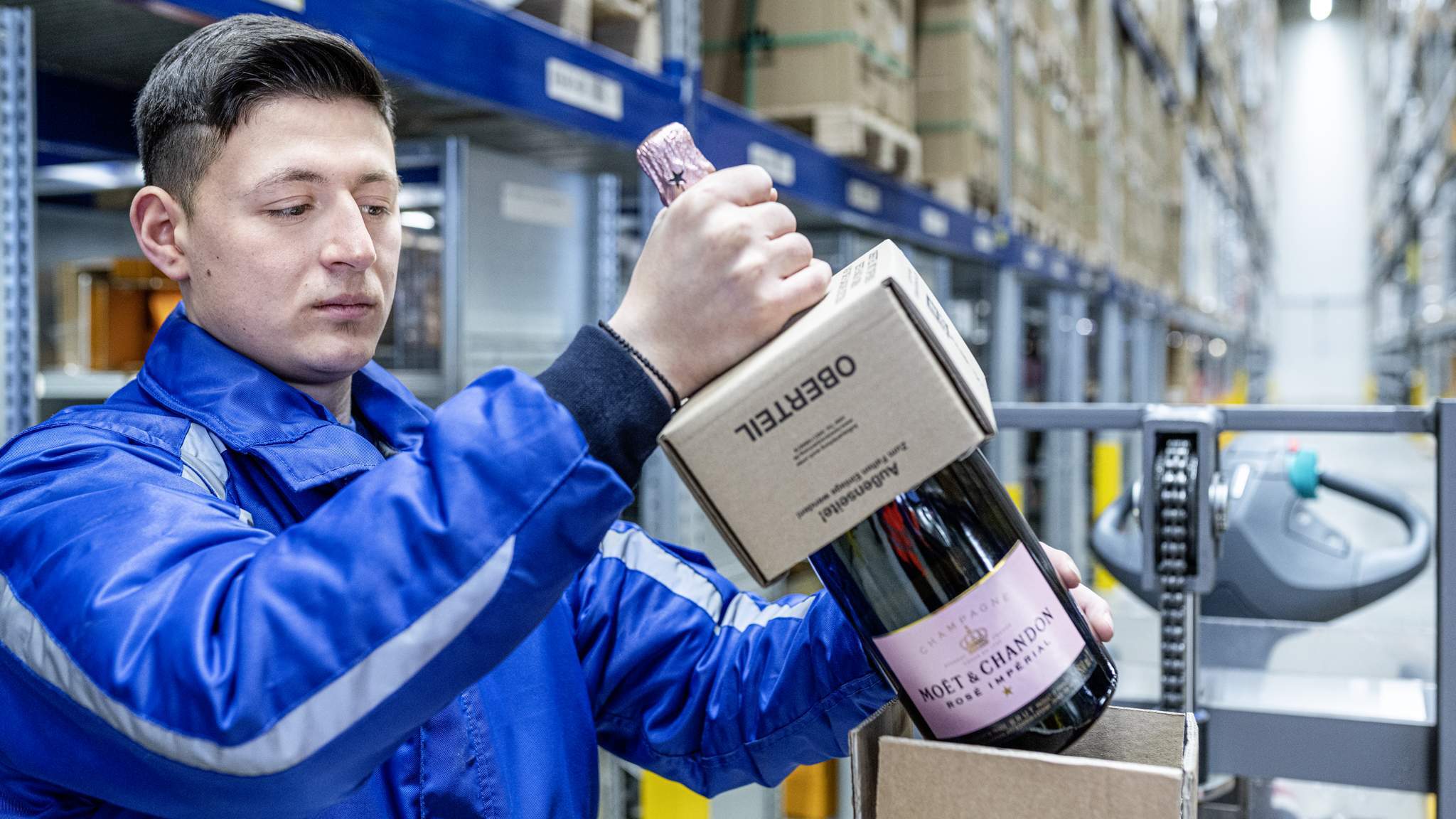 Logistyka wina i wysokoprocentowych alkoholi Moët Hennessy na najwyższym poziomie.