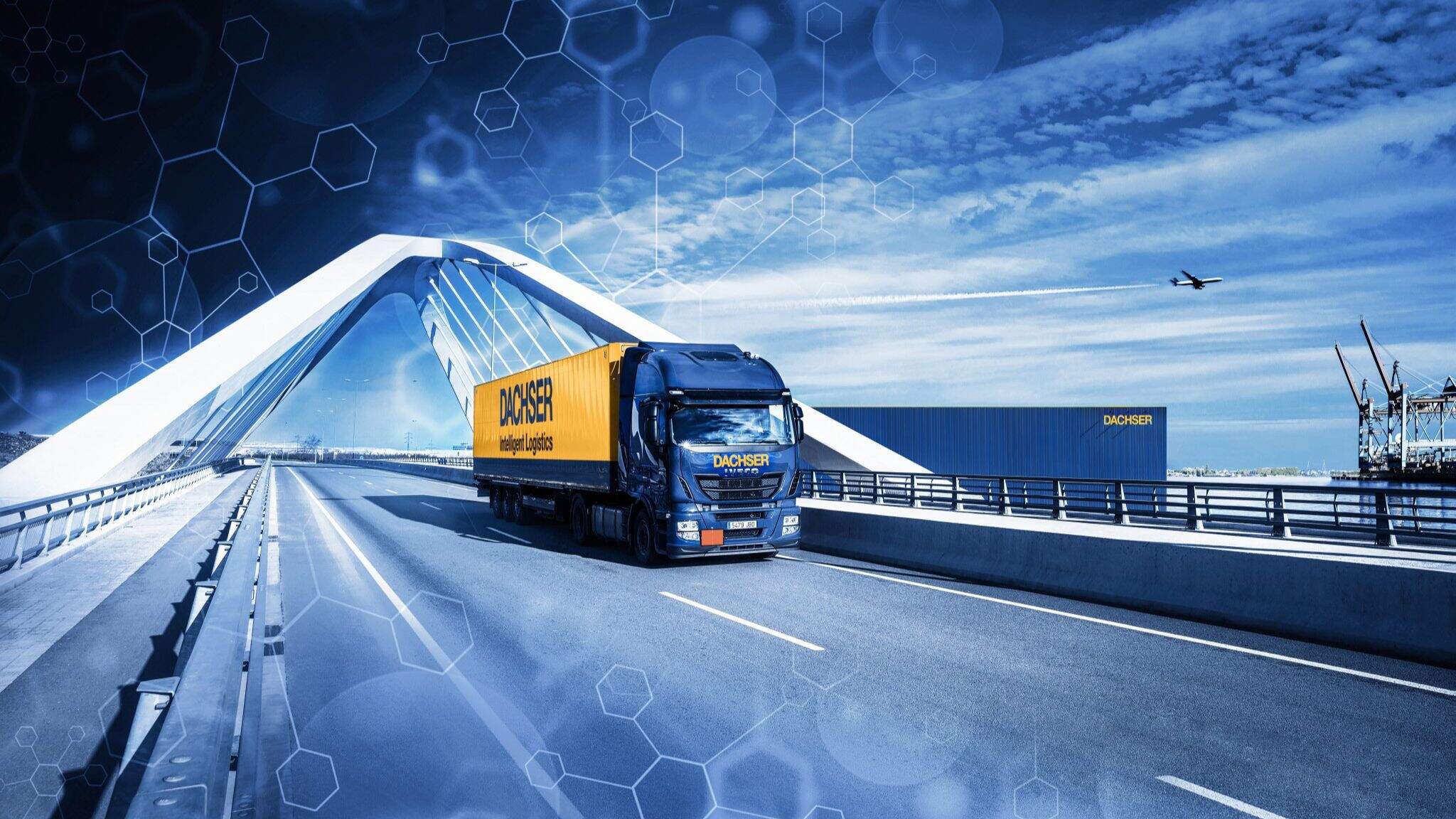 Operatorzy logistyczni ponoszą największą odpowiedzialność za codzienną realizację transportów. Operatorzy logistyczni ponoszą największą odpowiedzialność za codzienną realizację transportów.