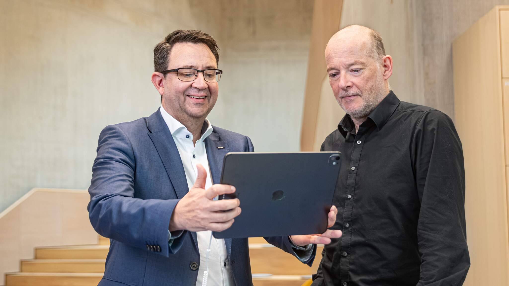 Stefan Hohm, Chief Development Officer (CDO) w DACHSER, oraz Ralf Morawietz, Corporate Director Corporate IT (CIO).