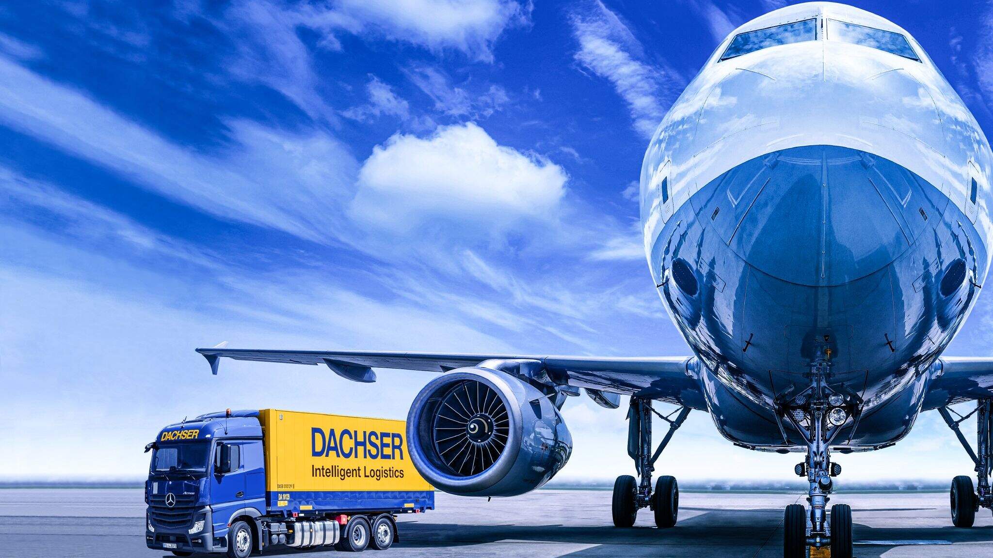 DACHSER łączy globalnych dostawców chemikaliów z europejskim łańcuchem produkcji. DACHSER łączy globalnych dostawców chemikaliów z europejskim łańcuchem produkcji.