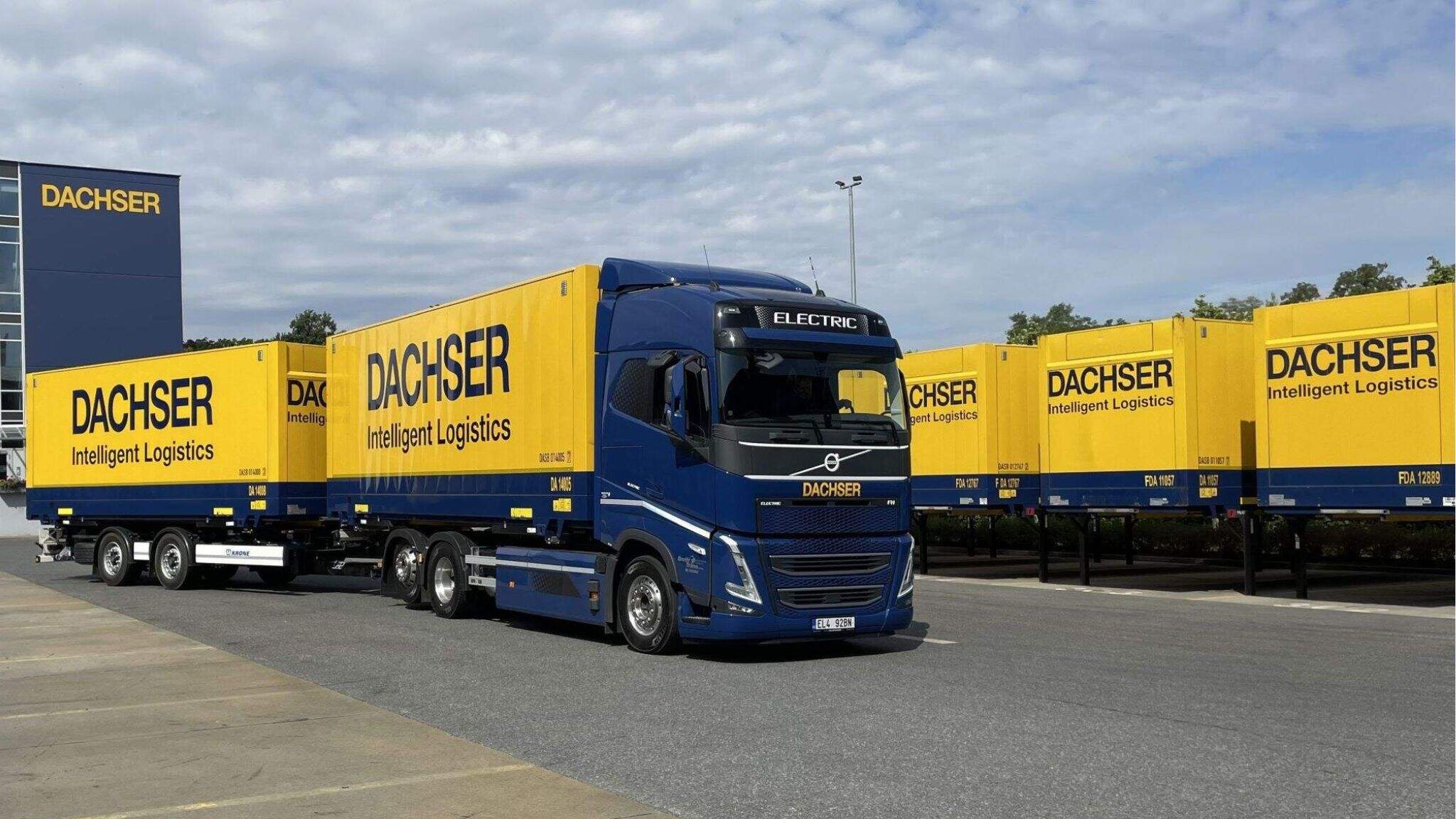 DACHSER – pierwsza w pełni elektryczna ciężarówka z nadwoziem wymiennym przeznaczona na długie dystanse